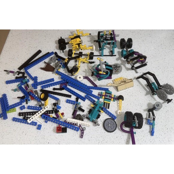LEGO Technic Bulk 1lb 4oz Pounds Gears Bricks Wheels Teal Yellow Blue Grey Black - Picture 1 of 4